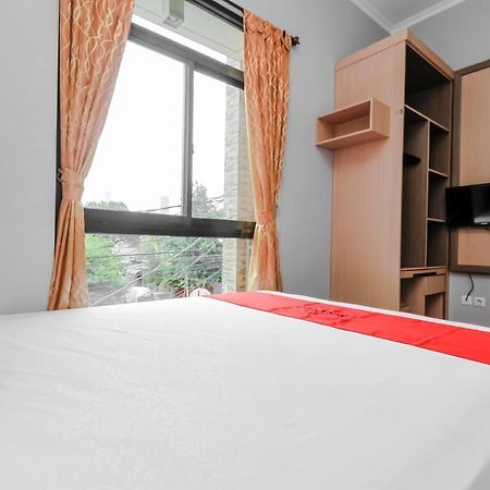 Reddoorz Near Manggarai Station 2 Hotel Jakarta Buitenkant foto