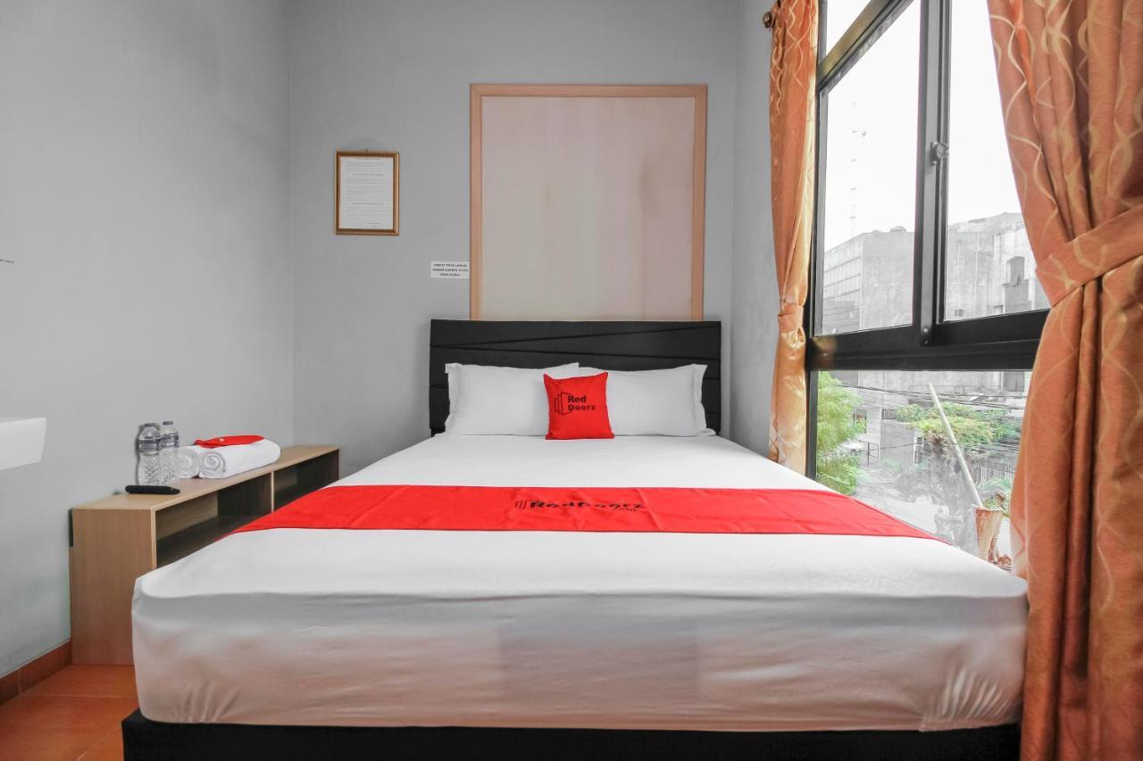 Reddoorz Near Manggarai Station 2 Hotel Jakarta Buitenkant foto